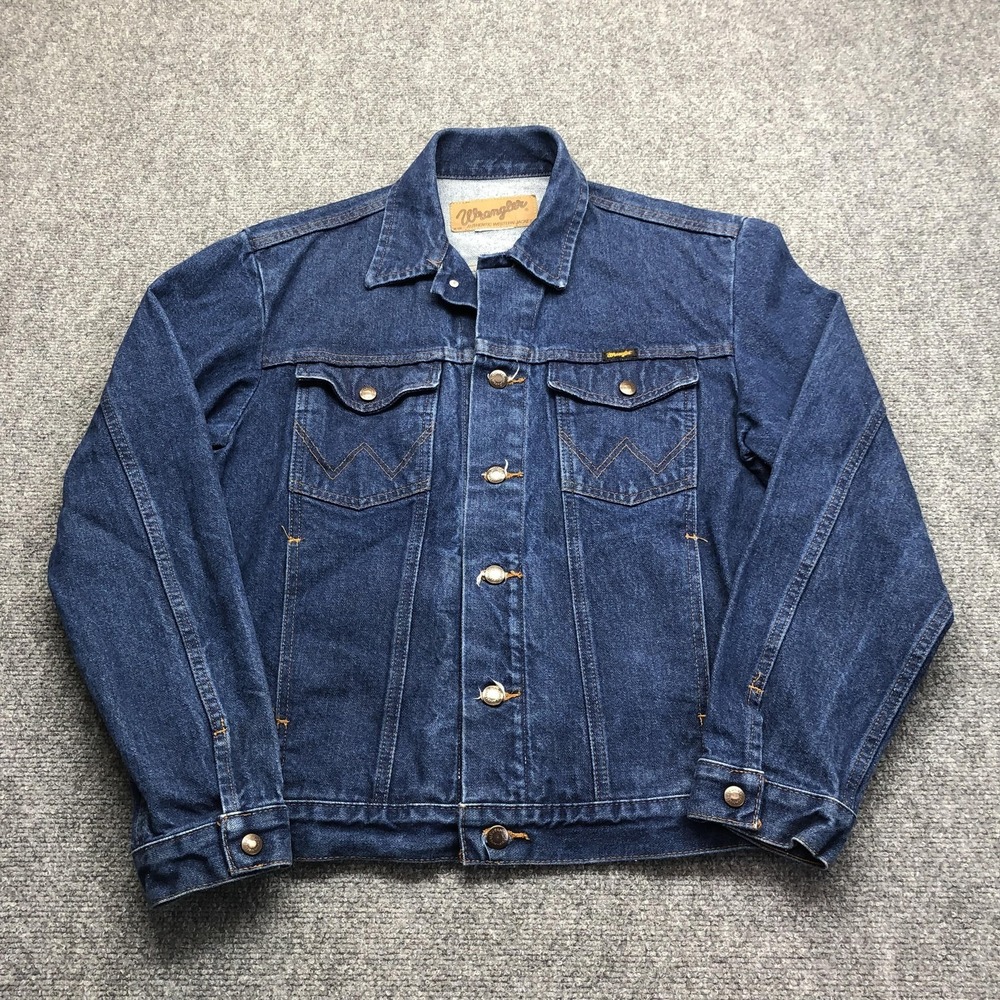 Wrangler Jacket Mens Large Blue Denim Authentic Western Button Front Trucker